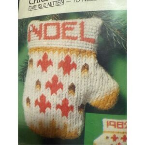 Vintage Bernat Christmas Needlepoint Ornament Fair Isle Mitten Noel 1982 unopene
